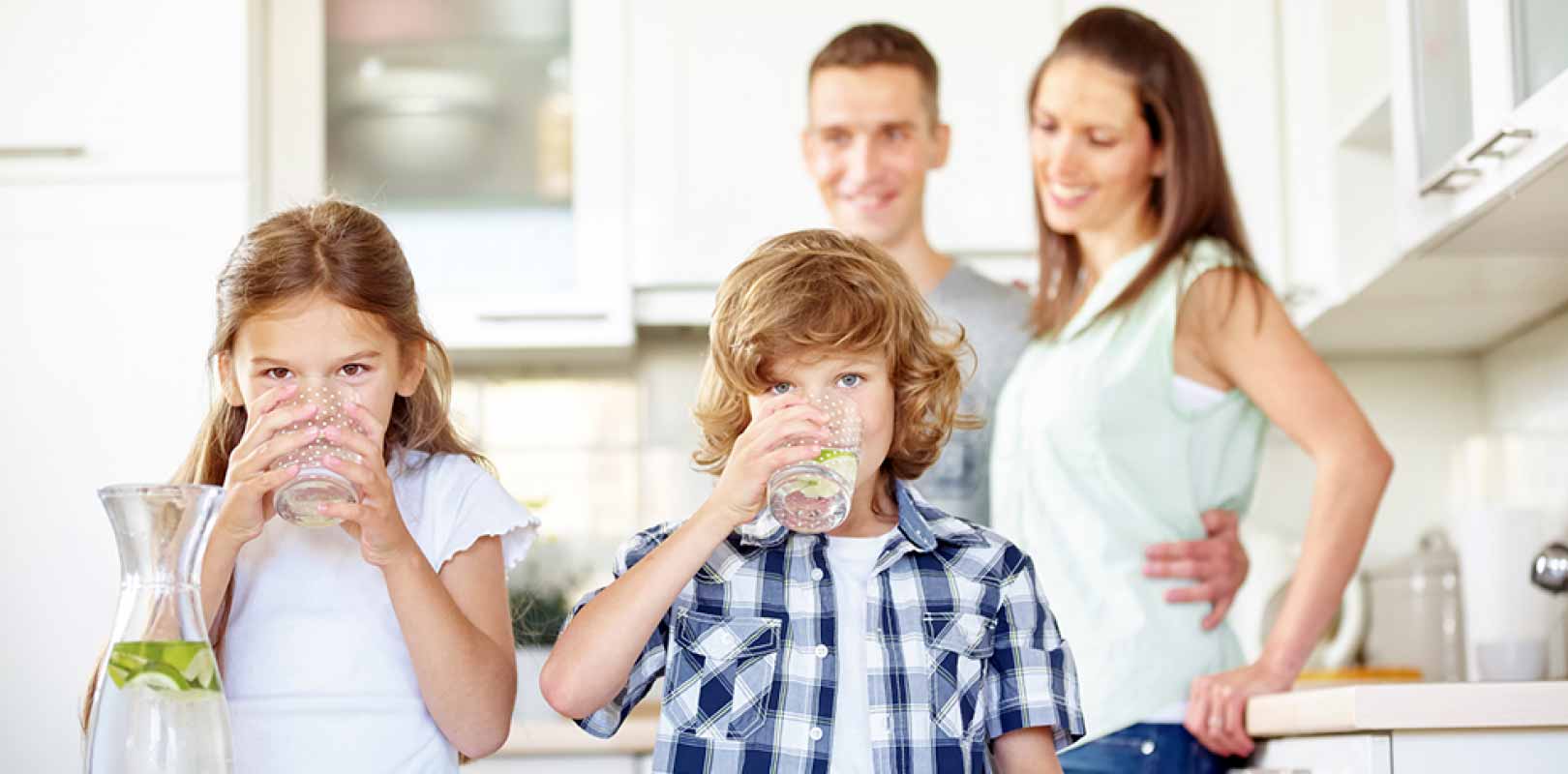 Was trinken Babys und Kleinkinder?